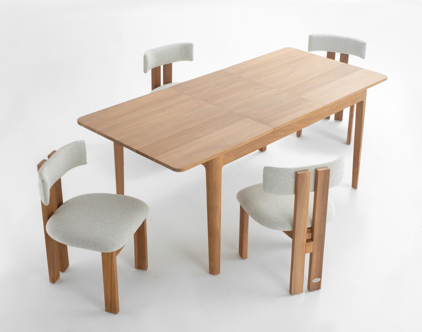 EXTENSION INDOOR DINING TABLE &LUNA CHAIR Thumbnail
